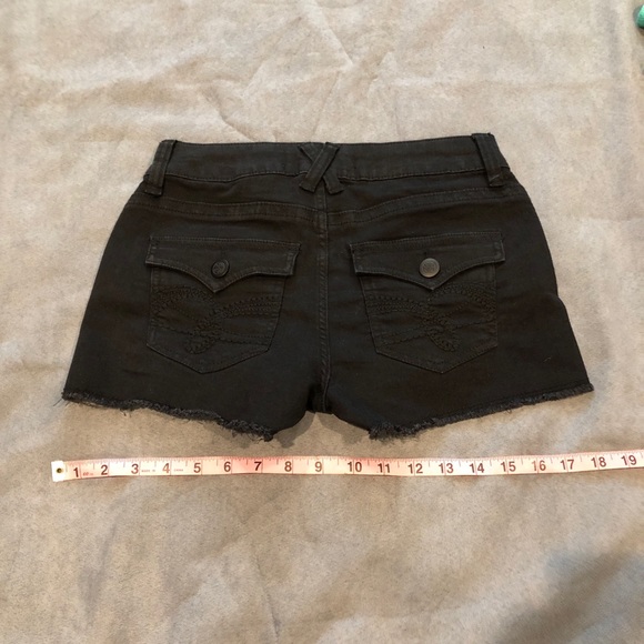 SOLD! Juniors Black Denim Shorts - Picture 2 of 4